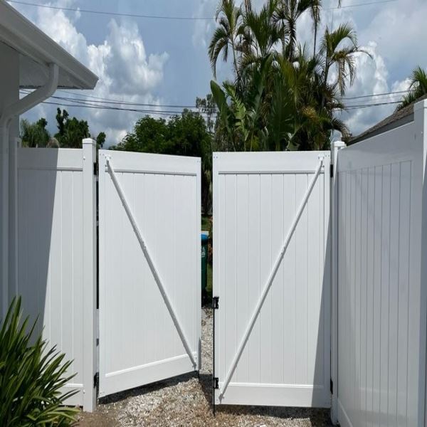 H Post PVC Fence